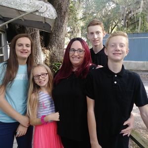 Meet your Posher, Mandy